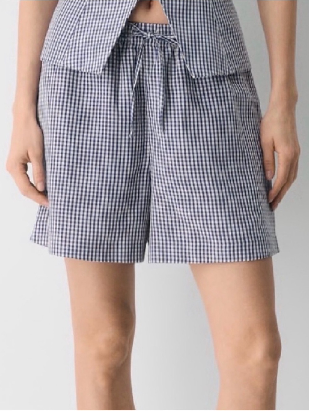Aritzia Wilfred CruiseLinen Lodge Mid-thigh Shorts